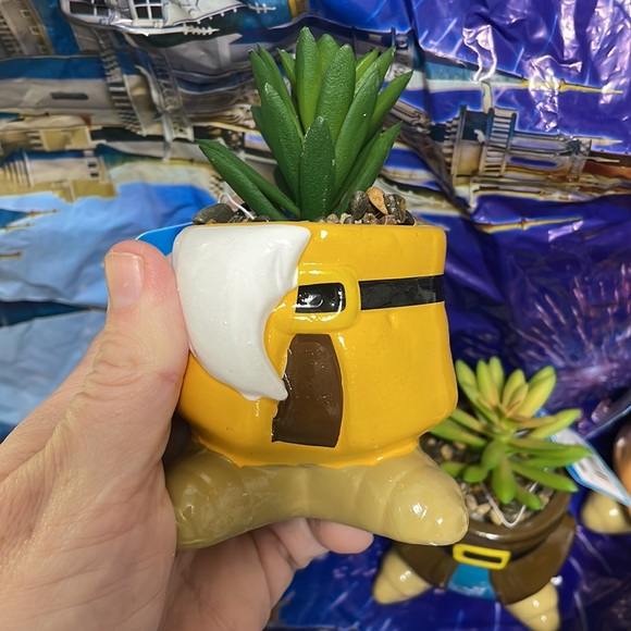 COPY - 🔥RARE🏰SOLDOUT DISNEY SNOW WHITE👗SEVEN DWARVES FAUX SUCCULENT TERRARIUM‼️… - Picture 17 of 17